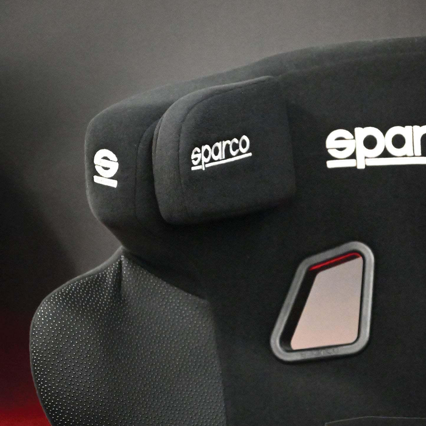 01045NR Sparco Racing Driver Drinks Bag Rally Track Use attaches to back of seat