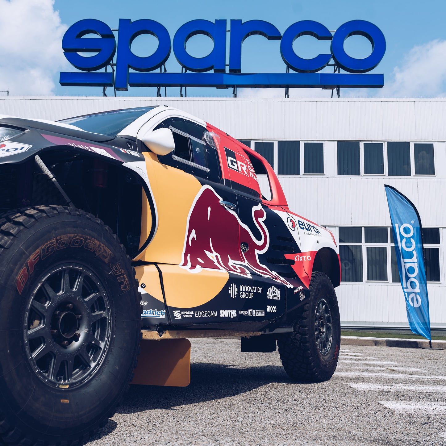 Porte-clés Sparco authentique en forme de combinaison de course - Produit officiel Motorsport - Cadeau